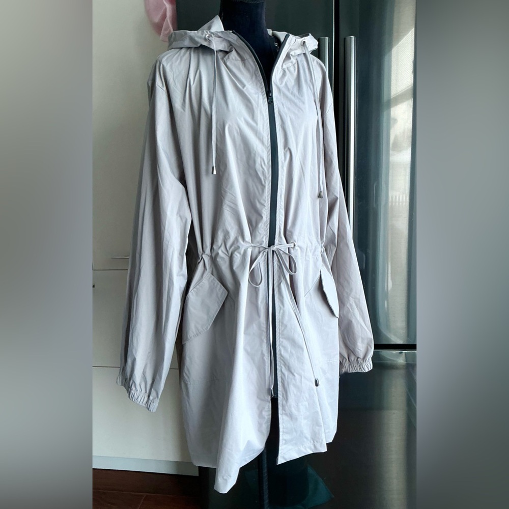 Nice practical trench coat in PLUS SIZE ☔️☔️